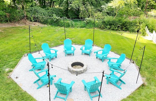 Vernon Cabaña | Luxe 10 guest Cottage Ski/Golf/Fire pit/Lakes/Hike