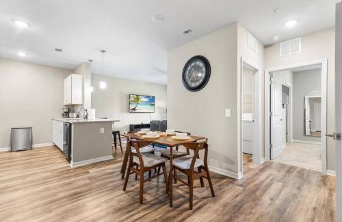 Melbourne Apartamento | Luxe 1BR/1BA: Dive, Rest, Explore. Book Now!
