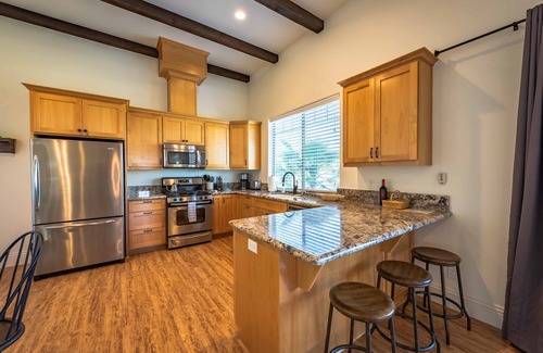 Templeton Casa | Luxe 1BR/Studio w/Hot Tub on Templeton's Westside in the Heart of Wine Country!