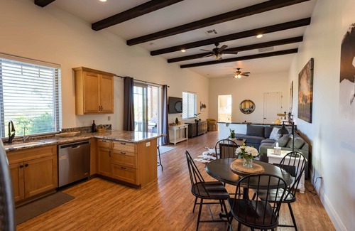 Templeton Casa | Luxe 1BR/Studio w/Hot Tub on Templeton's Westside in the Heart of Wine Country!