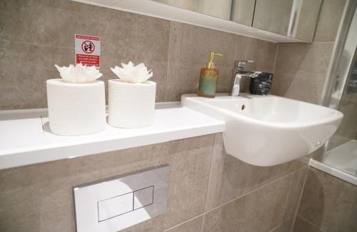 Newham Apartamento | Luxe 2 Bed Flat - Gallions Reach