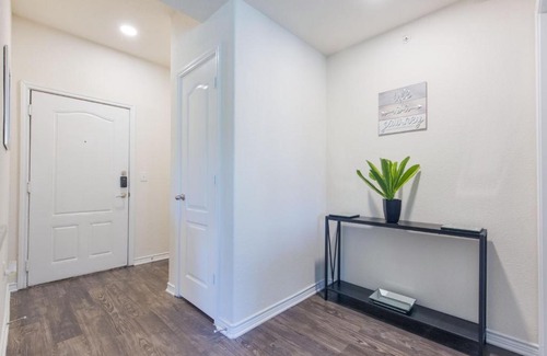 Sweetbriar Apartamento | Luxe 2BD Apt Heart of Austin, SoCo District!