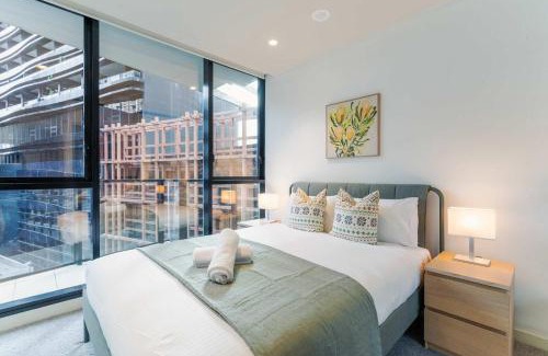 South Yarra Apartamento | Luxe 2BR Retreat POOL GYM & PARKING South Yarra