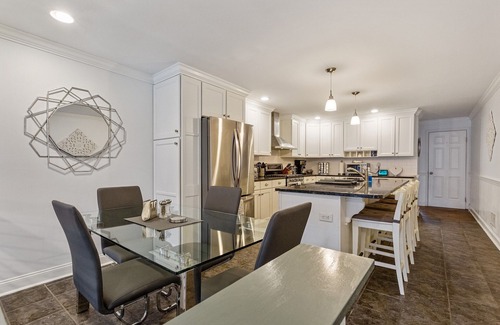 Wilmington Casa | Luxe 3 BR Townhome near Trolly Square Wilmington