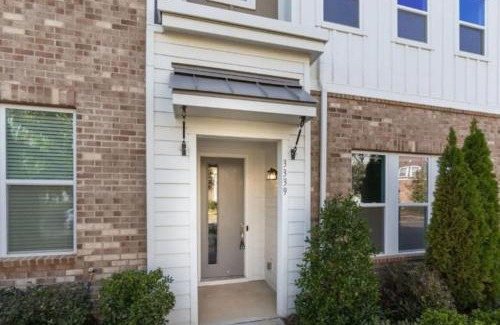 Charlotte Casa | Luxe 3BR Townhousein Uptown Charlotte