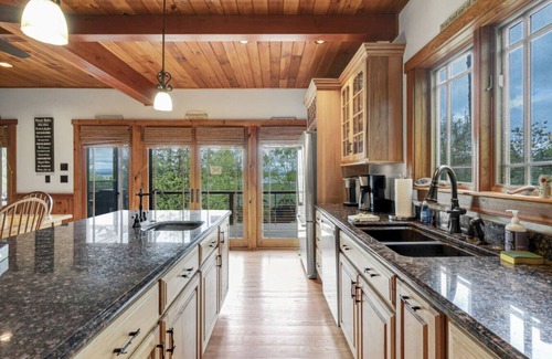 Gilford Casa | Luxe 5 bd Home Near Lake Winnipesaukee