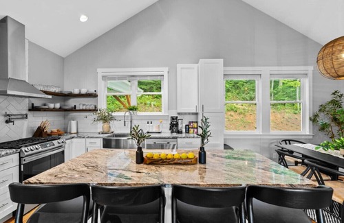 Swannanoa Apartamento | New,Luxury,5 mi to Ashville, HotTub,Mountain Views, Fire Pit