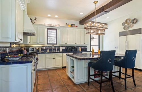Bermuda Dunes Villa | Villa del Gallo by AvantStay | Luxury Group Retreat + Pool, Putting Green