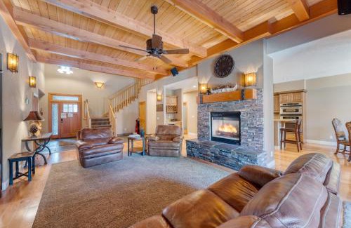 Truckee Casa | Luxe All-Season Retreat by AvantStay Prime Location Near Skiing