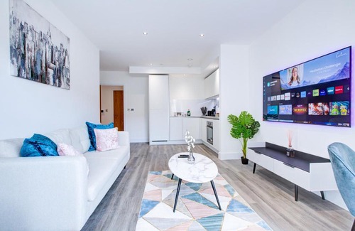 Royal Docks Apartamento | Luxe Apartment by Excel