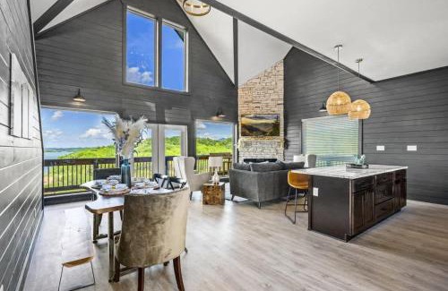 Sevierville Casa | Luxe at Lake Haven - Pool Hot Tub and Game Room