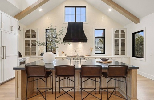 Lake Geneva Casa | Luxe at the Lake | Heated Saltwater Pool |Lake Views |Enclosed Porch | Movie Theater