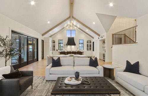 Lake Geneva Casa | Luxe at the Lake | Heated Saltwater Pool |Lake Views |Enclosed Porch | Movie Theater