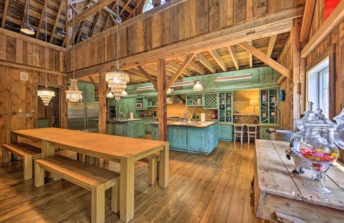 Zenda Casa | Luxe Barndominium w/ Home Gym, Theater, & More!
