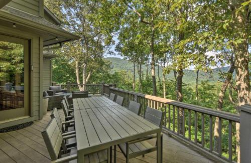 Big Canoe Casa | Luxe Big Canoe Resort Home with 3 Decks and Mtn Views!