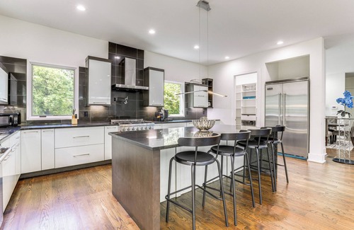 North Druid Hills Casa | Luxe Buckhead Retreat 6 Mi to Dtwn Atlanta