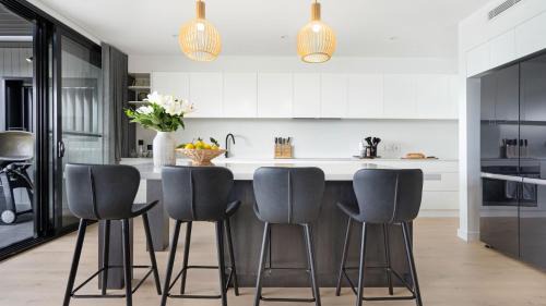 Lake Illawarra Casa | Luxe by the Lake