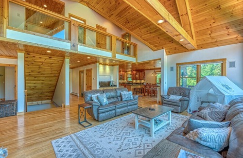 Twin Mountain Cabina | Luxe Cabin at Bretton Woods