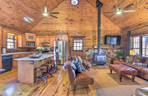 Pearcy Cabina | ¡NUEVO! Log Cabin de lujo privado cerca de Hot Springs