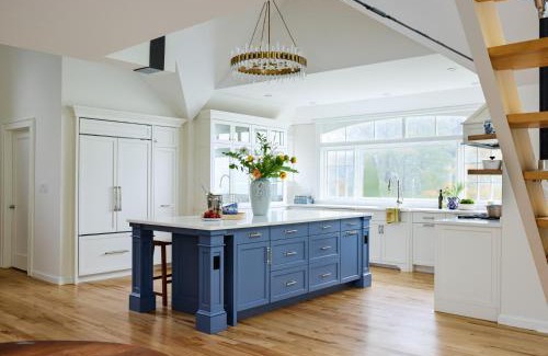 Cape Neddick Casa | Luxe Coastal Estate Tennis, Beach, Firepit, View