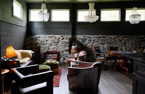 Cape Neddick Casa | Luxe Coastal Estate Tennis, Beach, Firepit, View