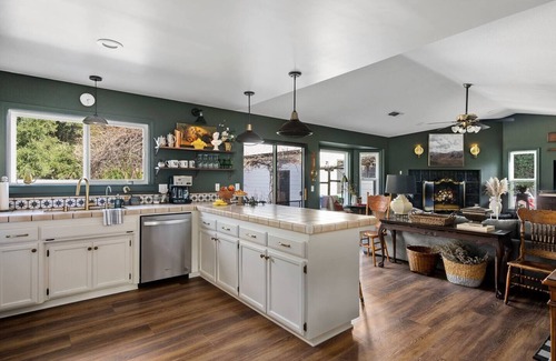 Atascadero Casa | Luxe Designer French Country Retreat, Serene Grounds, plunge pool, game rm, EV!