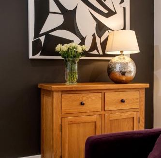 Newlyn Casa | Luxe Detached 3 Bed Luxe House on Exclusive Private Estate Close to Coast Free Hot Tub Sleeps 6 Private Parking for 2 Cars