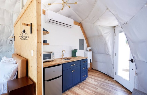 Canton Cabina | Luxe Dome + Mountain View + Private Deck+ Shower for 2