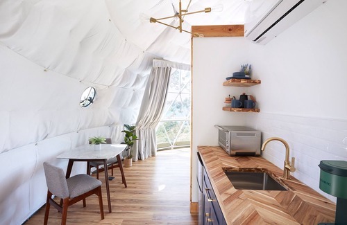 Canton Cabina | Luxe Dome + Mountain View + Private Deck+ Shower for 2