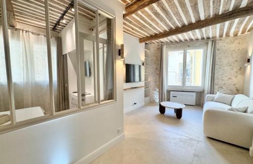 Antibes City Centre Apartamento | Luxe et Charme sur les Remparts du Vieil Antibes