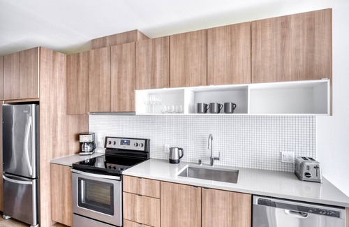 Yesler Terrace Apartamento | Luxe First Hill 1BR w/ Gym, BBQ & Lounge, nr soccer field, by Blueground