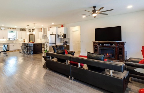 Gulf Breeze Casa | Luxe Gulf Breeze Vacation Rental: Furnished Patio!