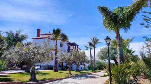 Alhaurín el Grande Villa | Luxe Haciënda La Campiña met verwarmd zwembad en tennisbaan.