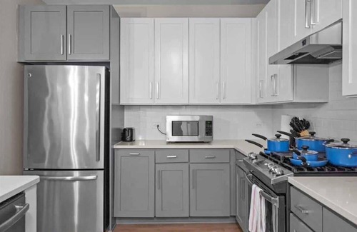 Charlotte Apartamento | Luxe King 2BR Suite in Waverly Charlotte!