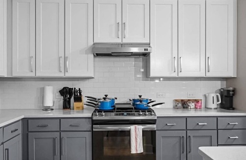 Charlotte Apartamento | Luxe King 2BR Suite in Waverly Charlotte!