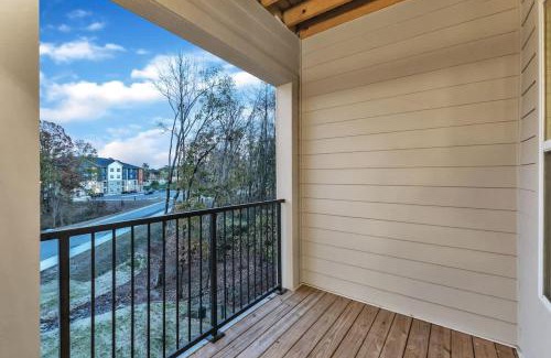 Hayes Apartamento | Luxe King 3BR Suite Mins to Downtown Durham