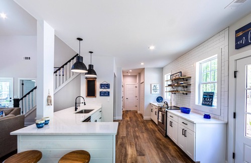 Lake Oconee Casa | Luxe, lakefront home with private hot tub, dock, kayaks & firepit - dog-friendly