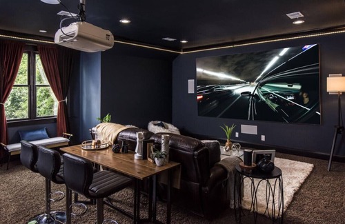 Green Hills Casa | Luxe Large Home with Movie Room, Hot Tub, Garage