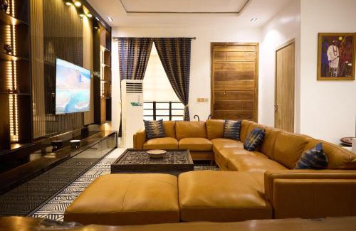 Somolu Casa | Luxe Lekki Retreat