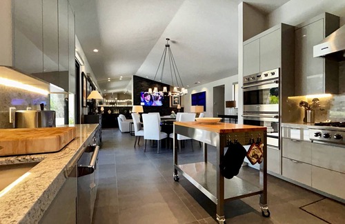 Rancho Mirage Villa | “Luxe Living”: Modern elegance, top-tier amenities, and stunning views, managed by Greenday!