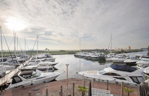 Kamperland Apartamento | Luxe loft appartement in Résidence Marina Kamperland (8 pers.)