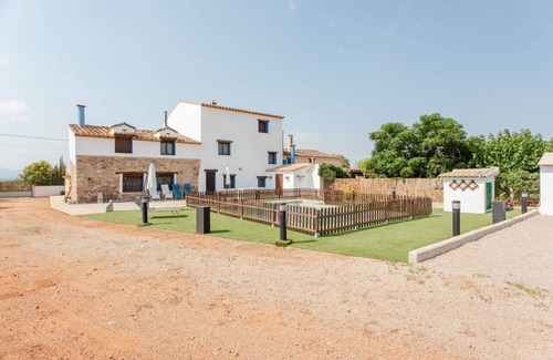 Vall d'Alba Villa | Luxe Mediterranean Masia | BBQ | Pool | Chillout
