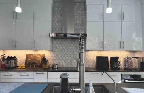 Dupont Circle Casa | Luxe, Metro & Free parking!