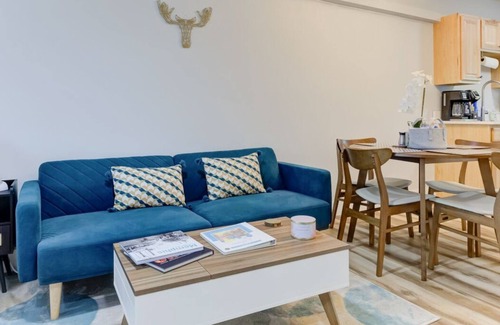 Downtown Memphis Apartamento | Luxe Modern loft w/King Bed, Free Parking & Wi-Fi