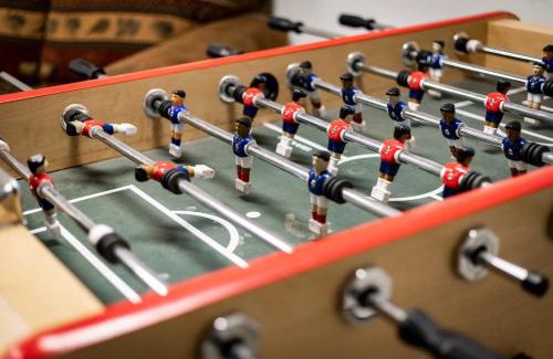 Mountain View Estates Casa | Luxe Mountain Chalet - Hot tub Man Cave Foosball Peloton