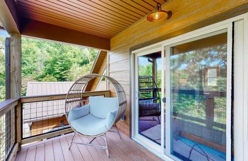 Wears Valley Casa | Luxe Mountain Hideaway