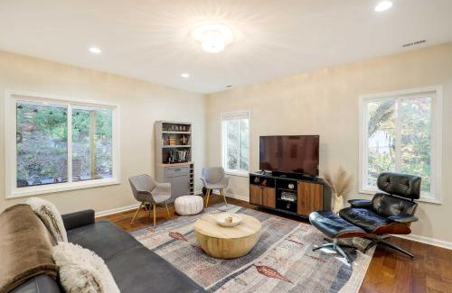 Ridgecrest Casa | Luxe Mountain Home Near Ridgecrest and Asheville!