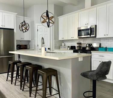 Southeast Houston Casa | Luxe Oasis in the heart of Houston!