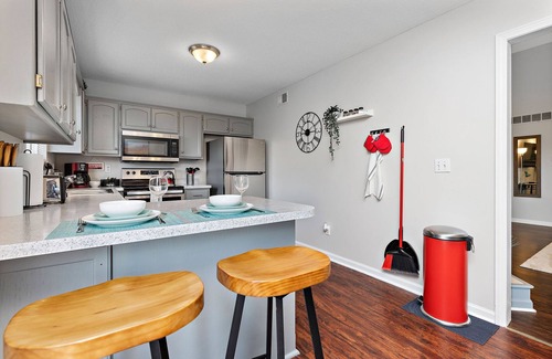 Raymore Casa | ⭐️ Luxe Paradise ⭐️ 3 King Beds ✅ Fast Wifi ✅ Free Parking