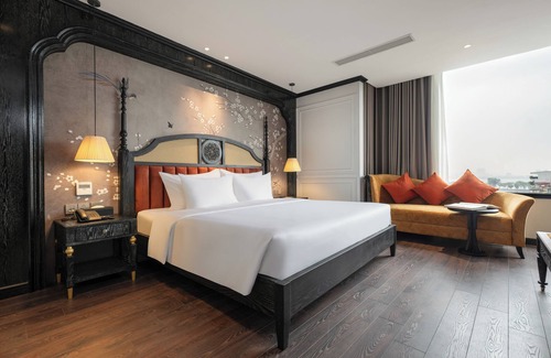 Truc Bach Hotel | Luxe Paradise Premium Hotel